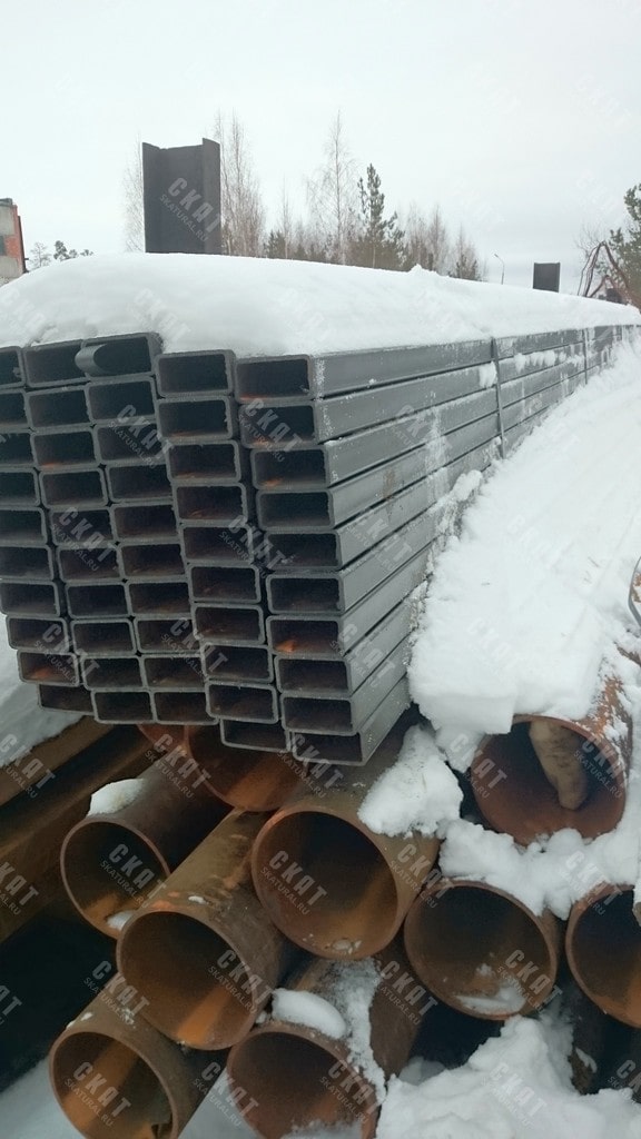 Труба профильная 60х30х3 Труба профильная 60х30х3